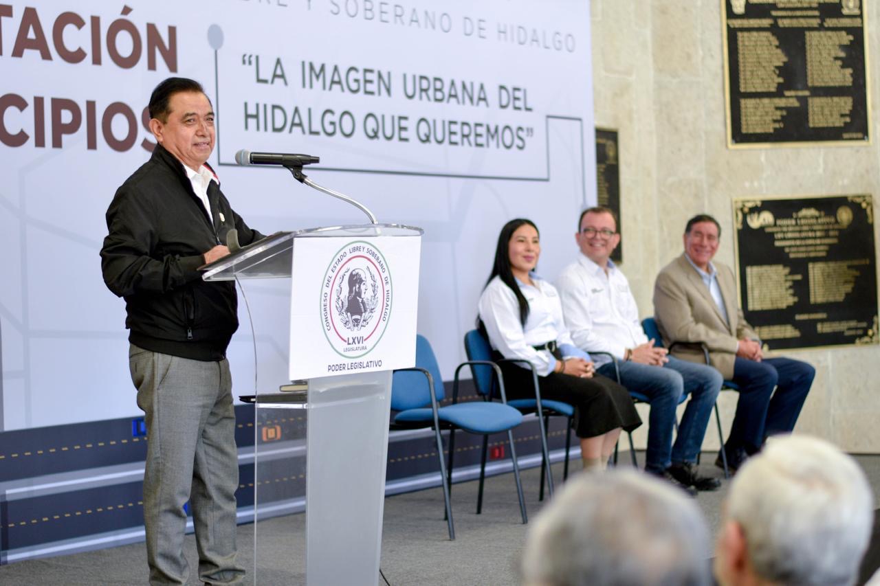 Capacitan a alcaldes en “imagen urbana”.