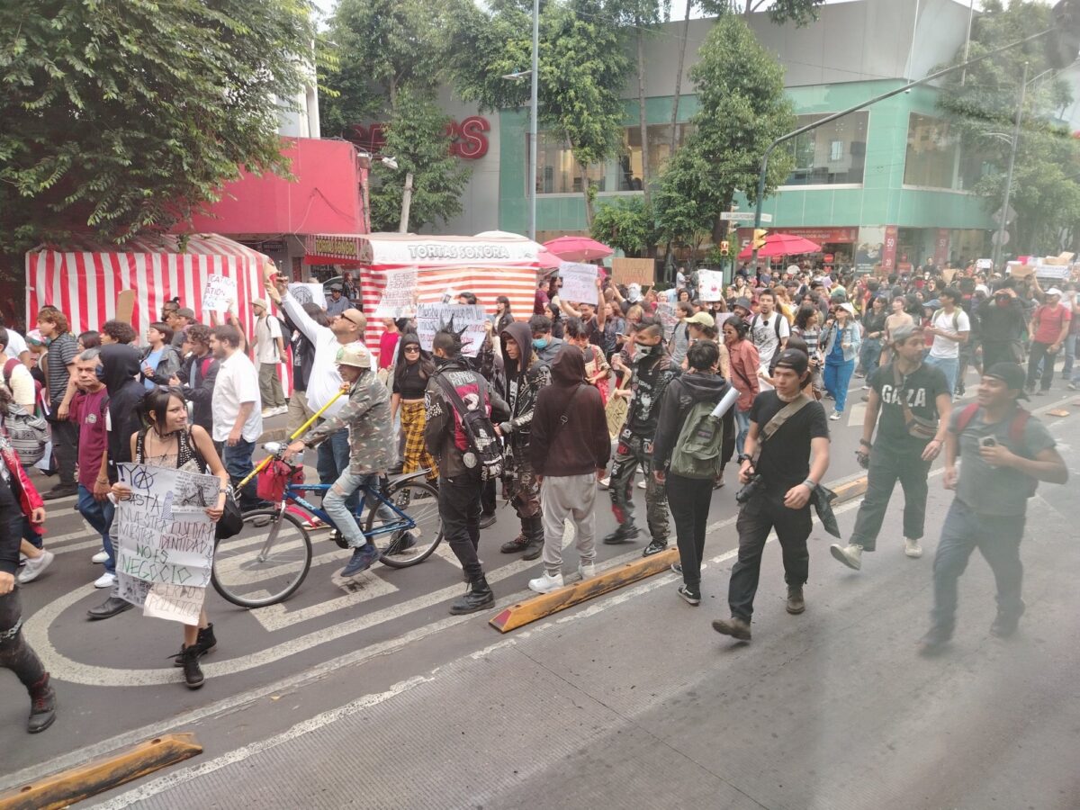 Llama Sheinbaum a que sea “pacífica” marcha contra gentrificación 