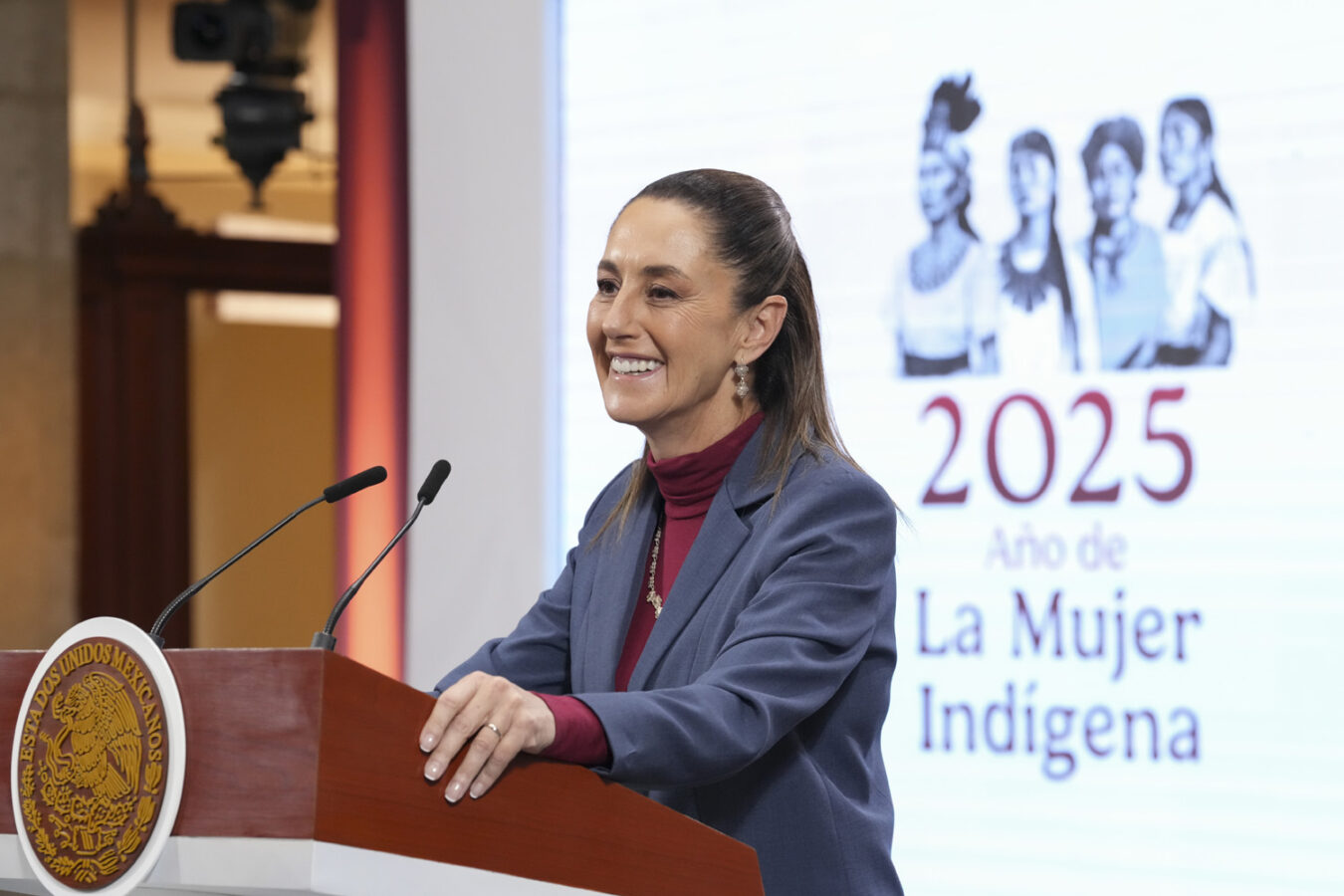 Reitera Sheinbaum “poder se ejerce con humildad”