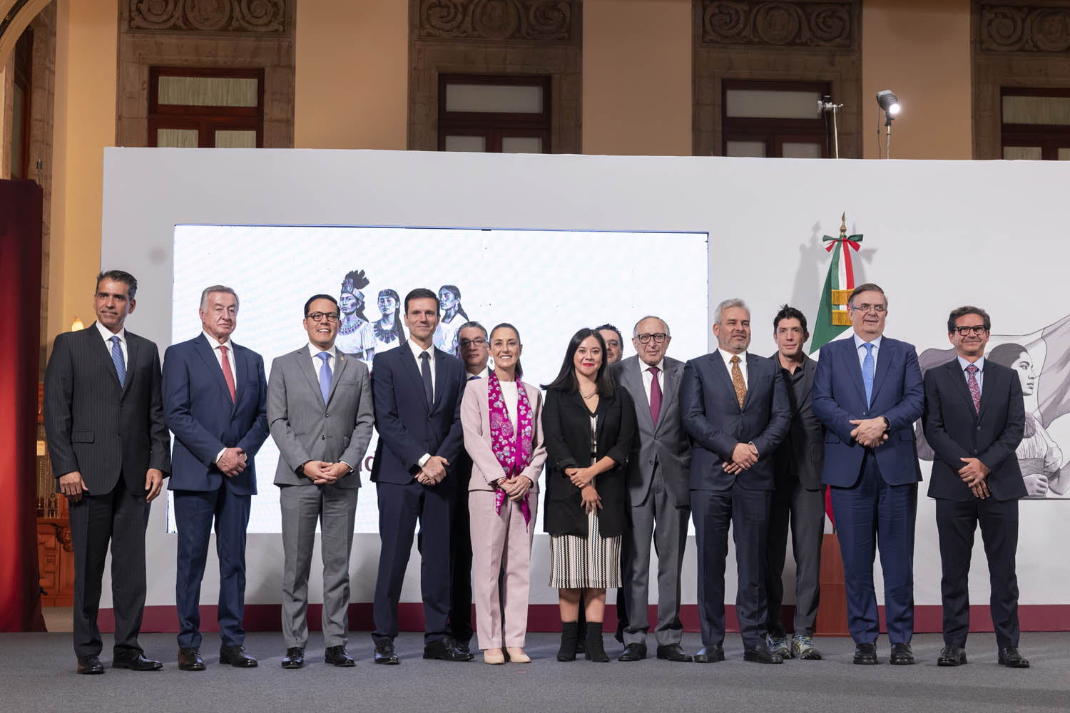 Farmacéuticas anuncian inversiones millonarias en México