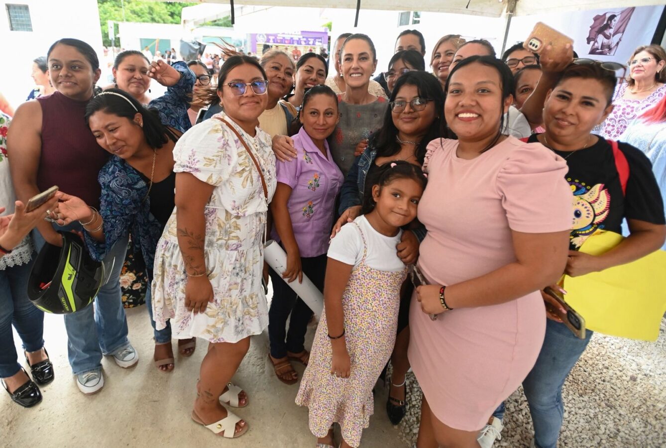 Claudia Sheinbaum inaugura centro libre para mujeres en calakmul.