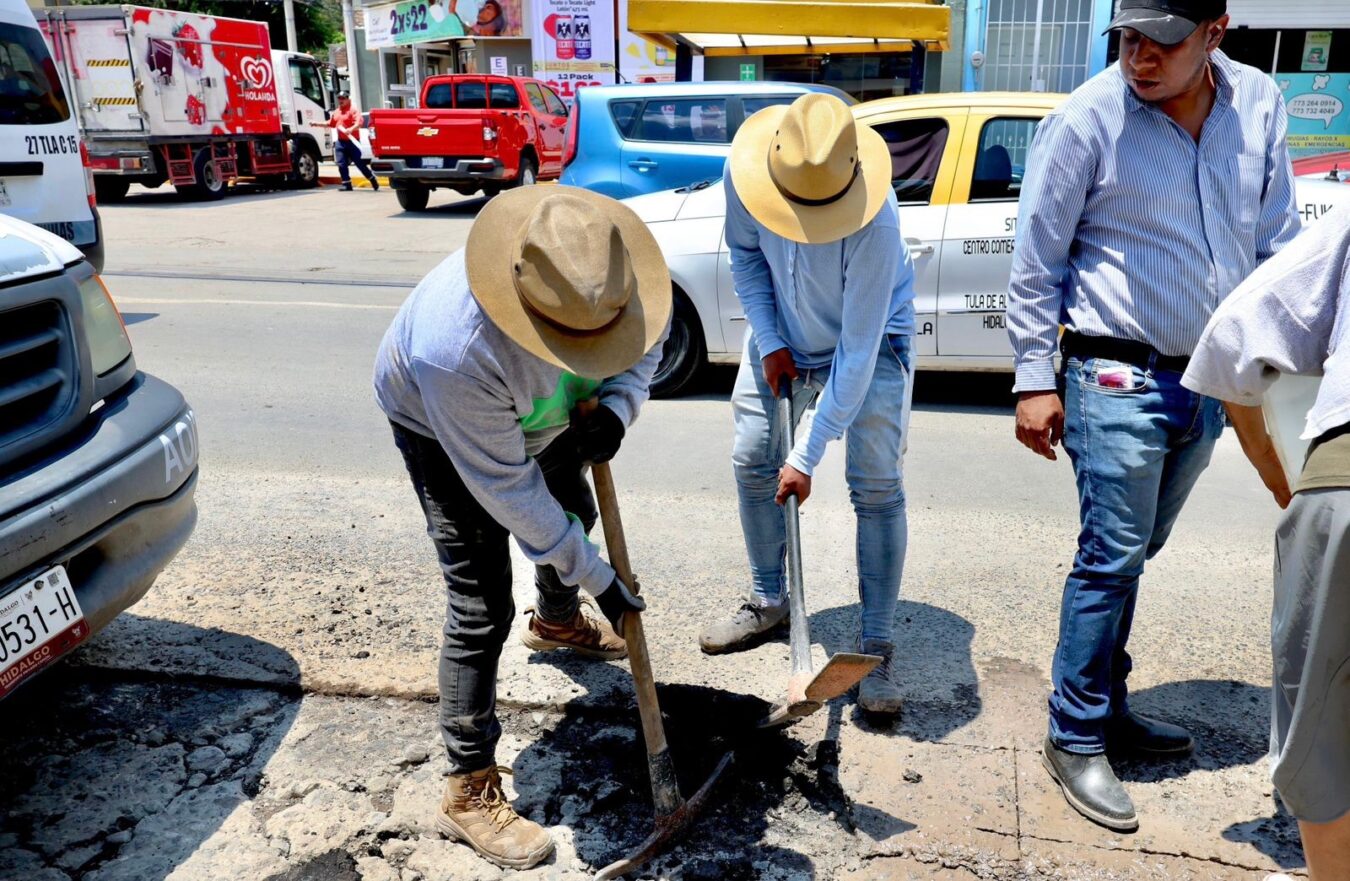 Inician trabajos de bacheo en la zona de San Marcos en Tula