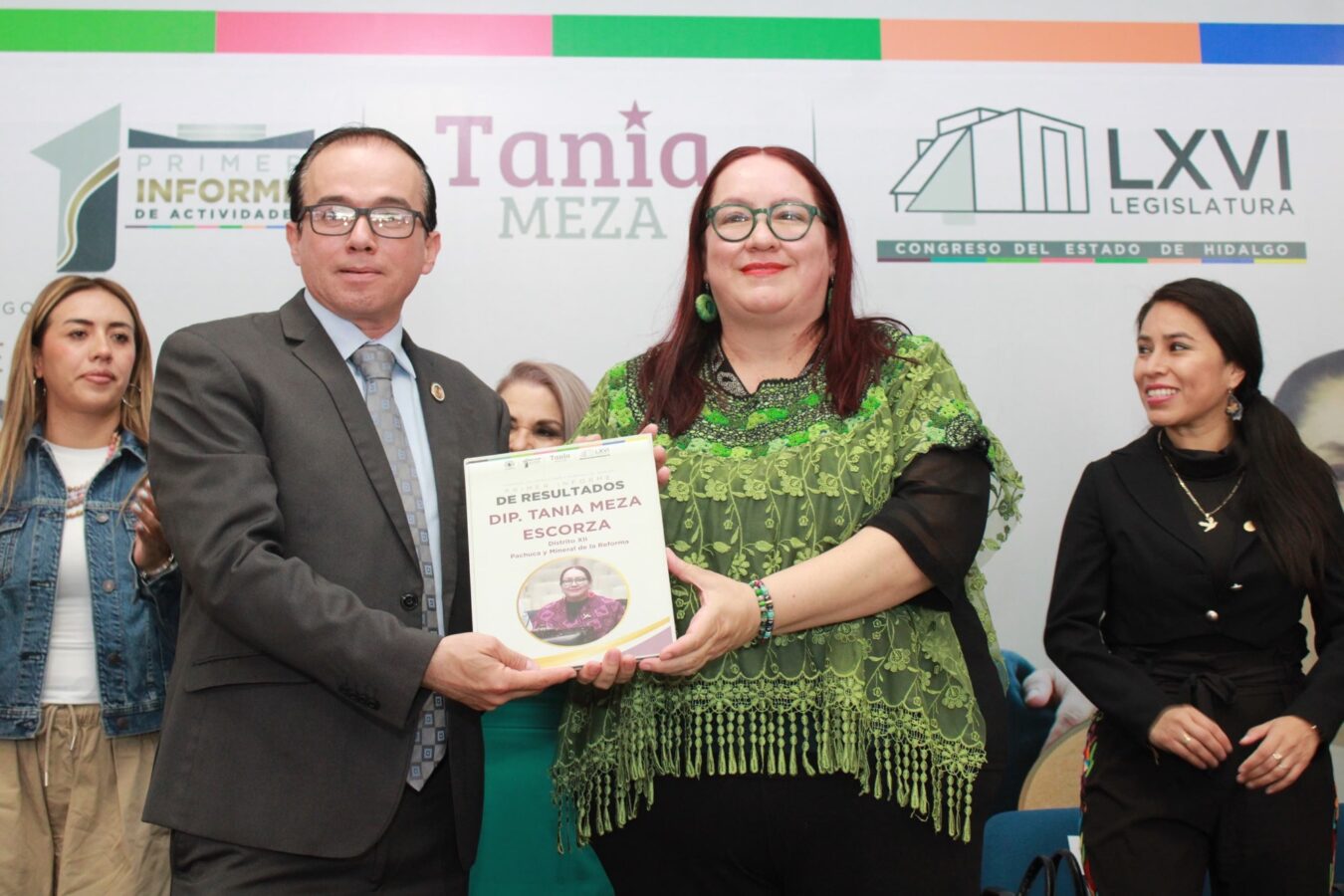 Presenta Tania Meza 63 iniciativas con enfoque social 
