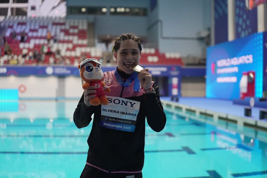 Clavadista mexicano, Osmar Olvera, campeón del mundo