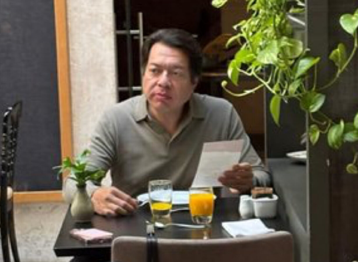 Gasta Mario Delgado 17 millones de pesos en inmuebles.