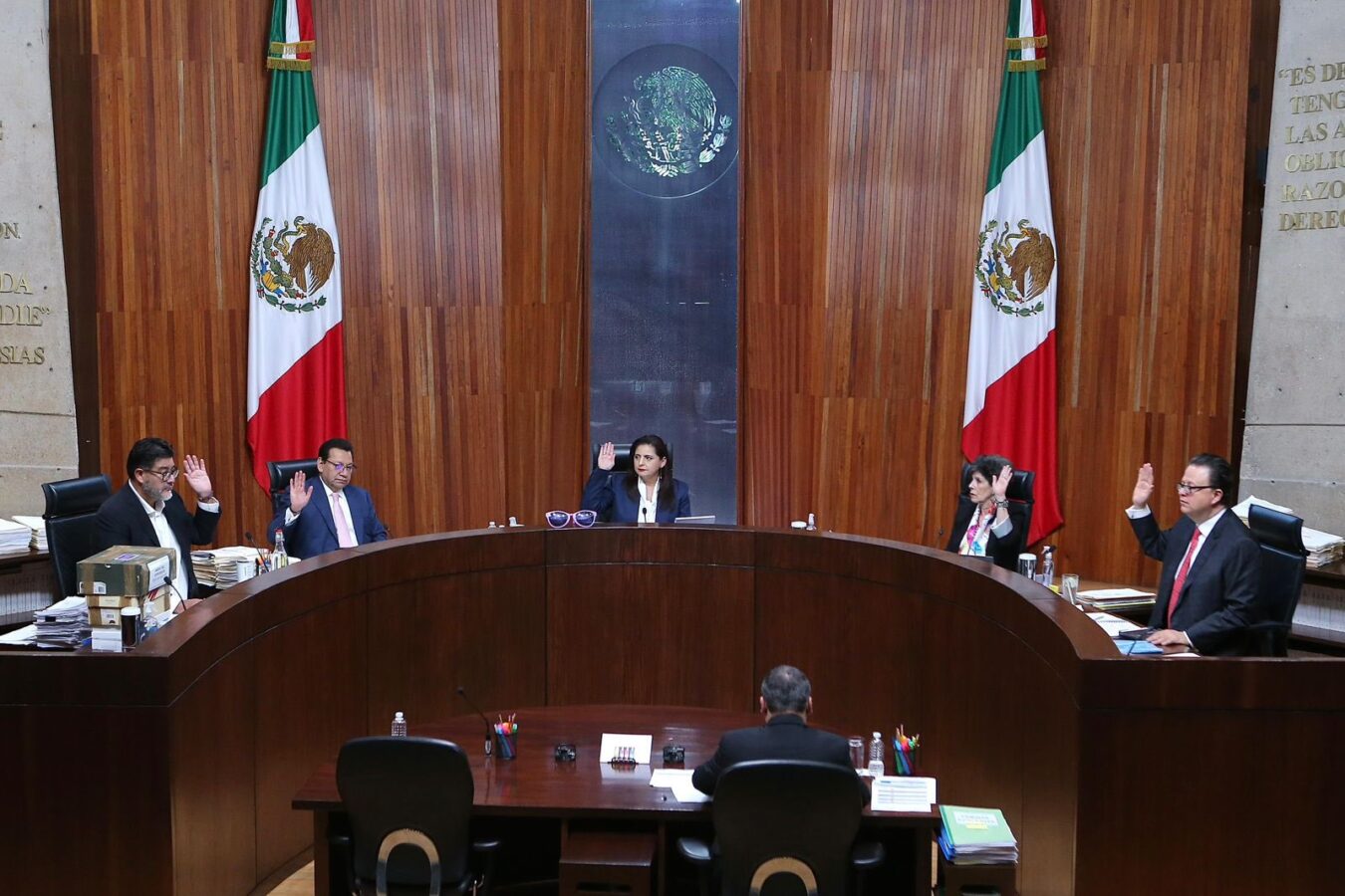Pese a “acordeones”, rechaza TEPJF anular elección de Ministros de la Corte.