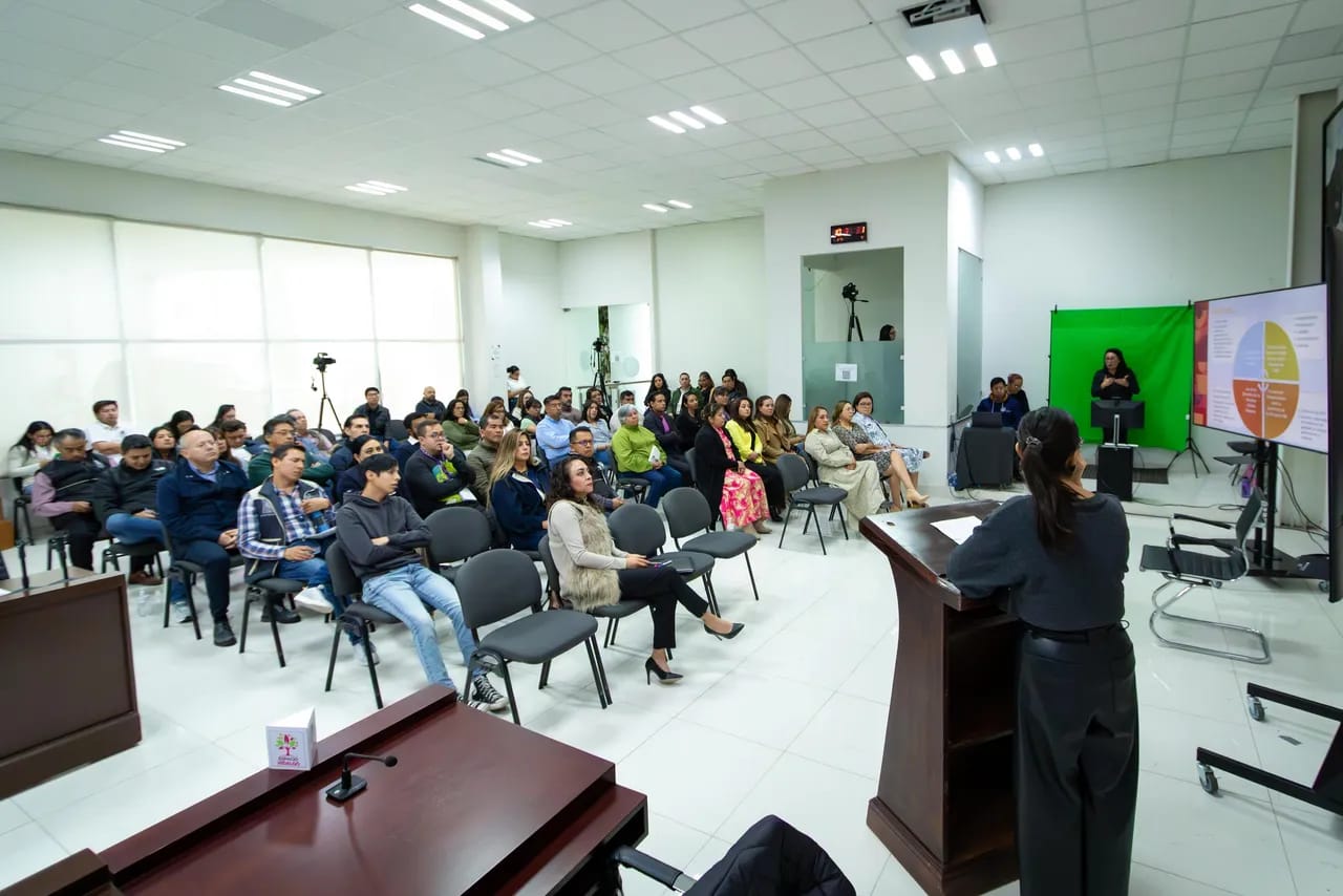 Realiza IEEH Conferencia “Derechos Humanos de las Personas Adultas Mayores y su Participación Ciudadana”