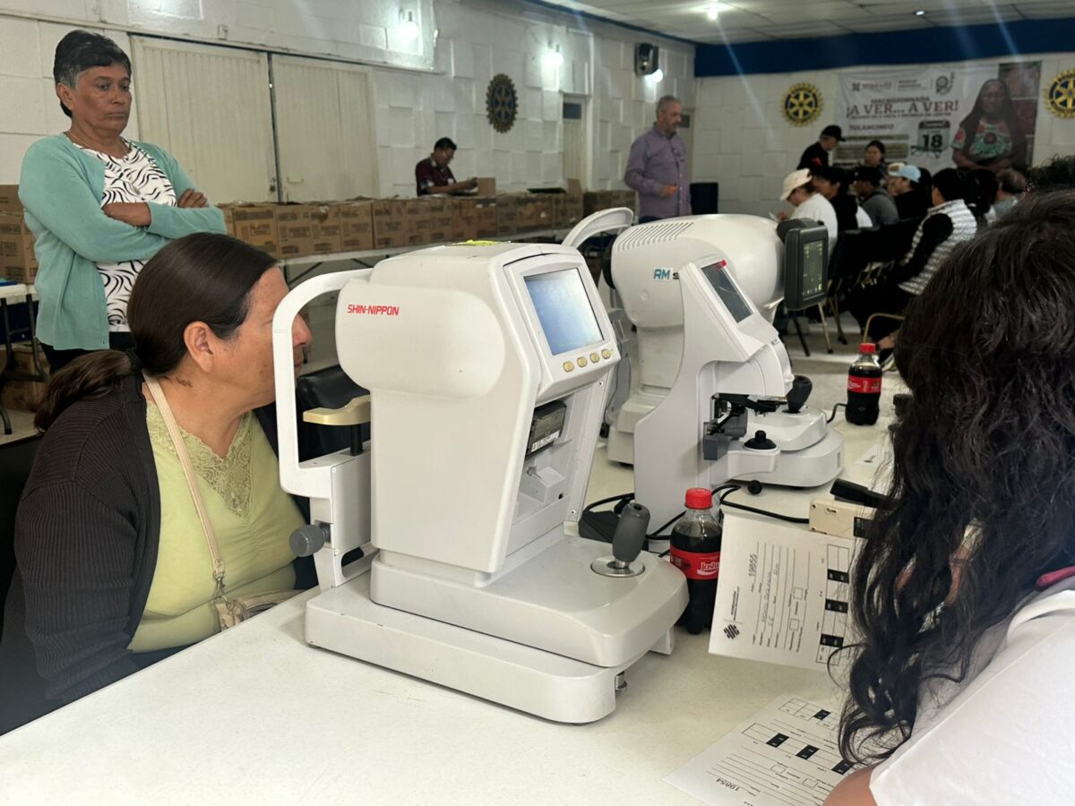 Realizan macro jornada de salud visual “A ver a ver” benefició a más de 300 personas