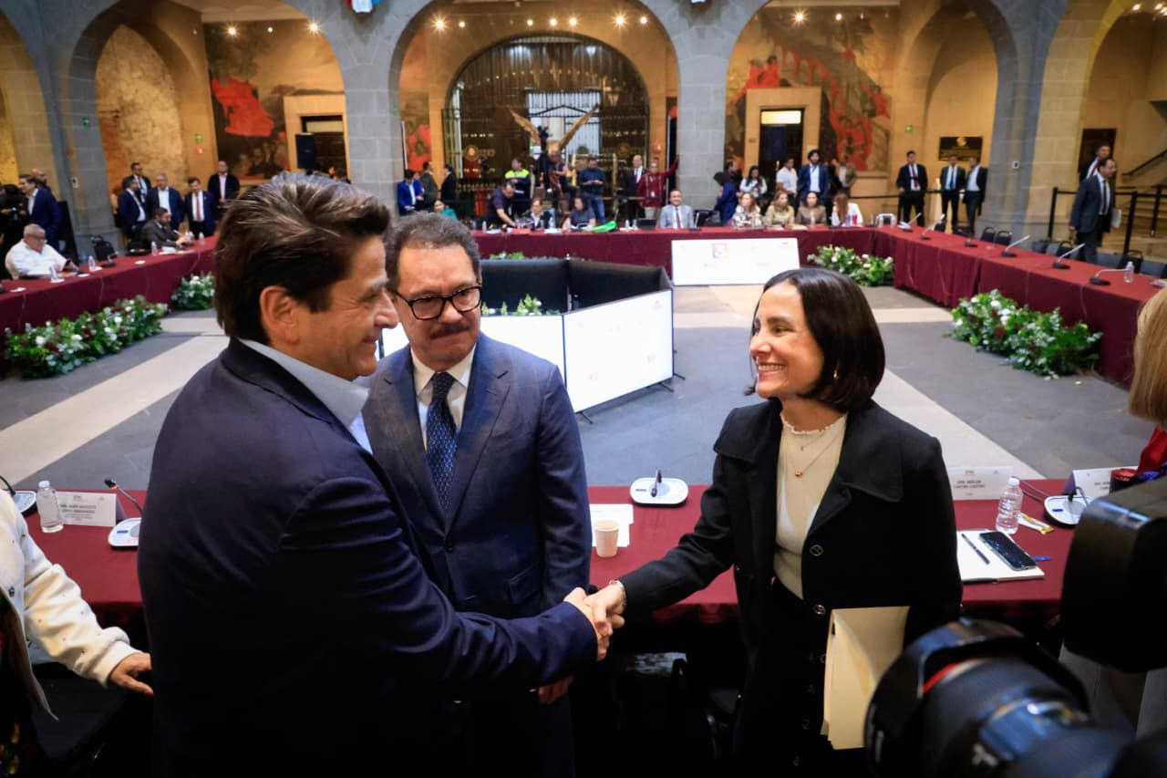  Avalan próxima Mesa Directiva del Senado