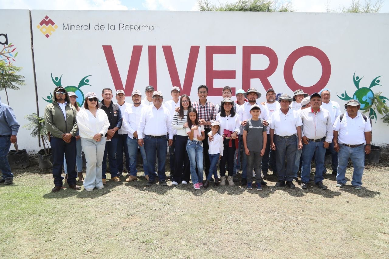 Inaugura Eduardo Medécigo el 1.er Vivero de la Comunidad