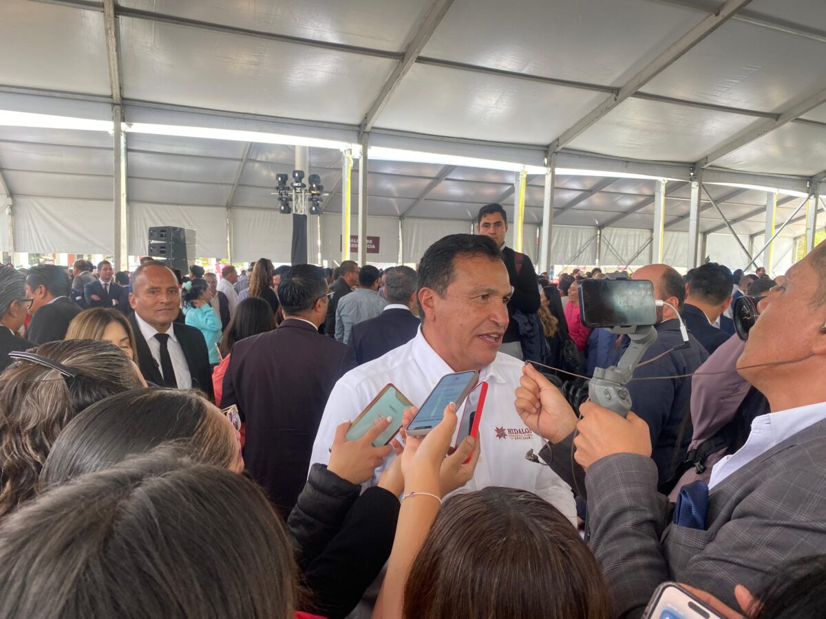 Docentes que “dobletean” en ayuntamientos incumplen la ley: Contralor