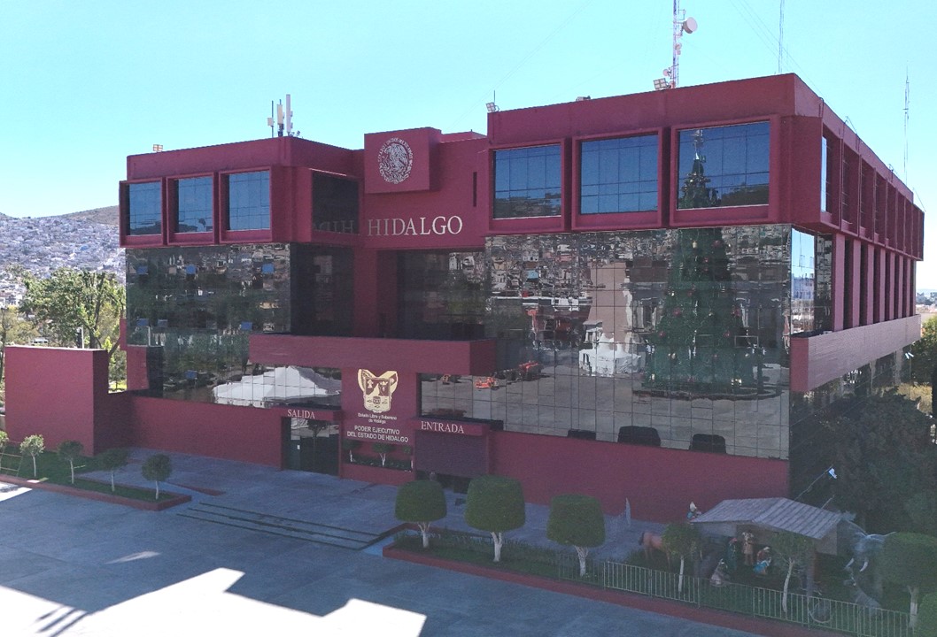 Liquida Hidalgo crédito para la fallida Refinería Bicentenario.