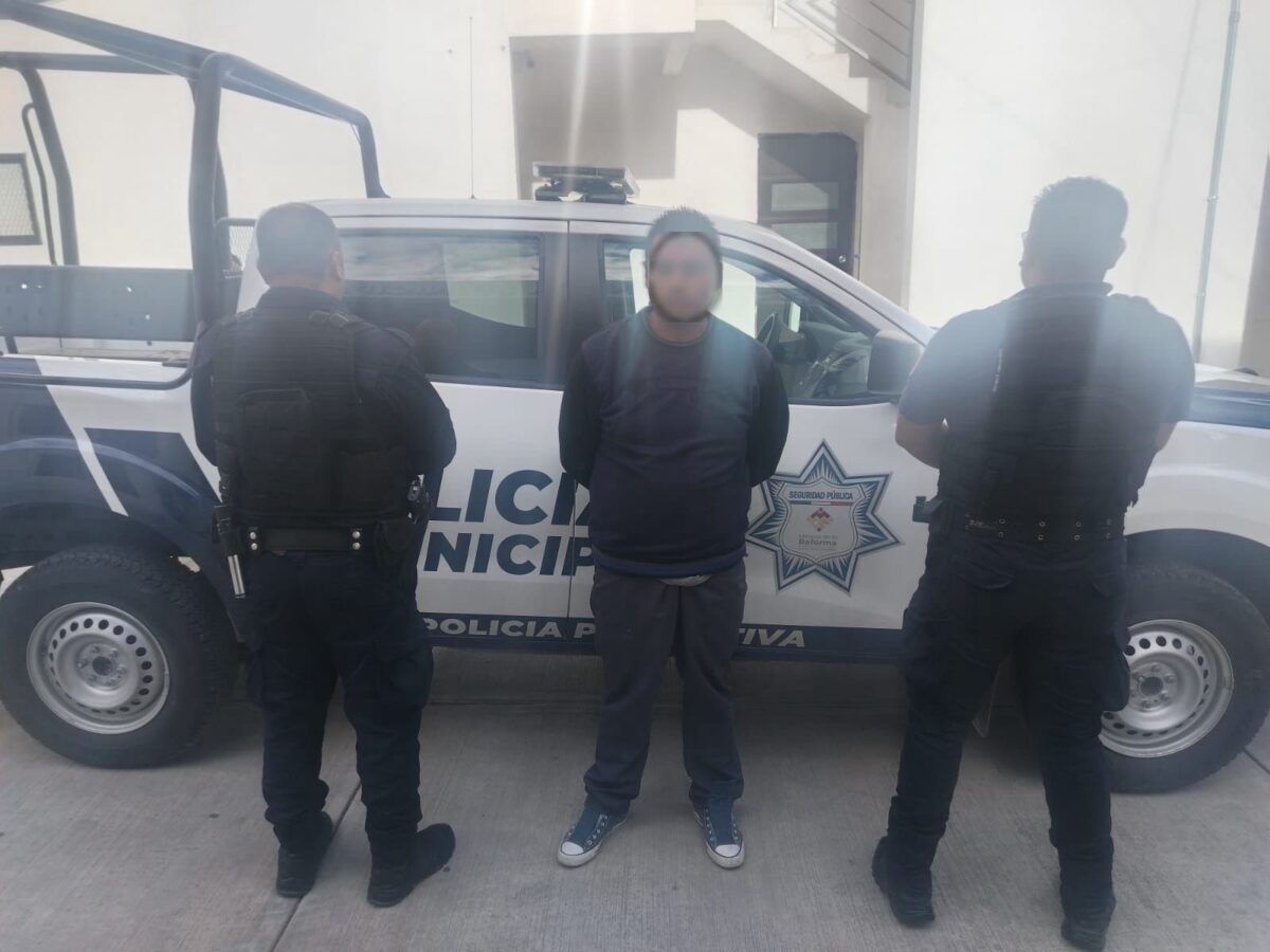 Detienen a hombre con droga, en Mineral de la Reforma.