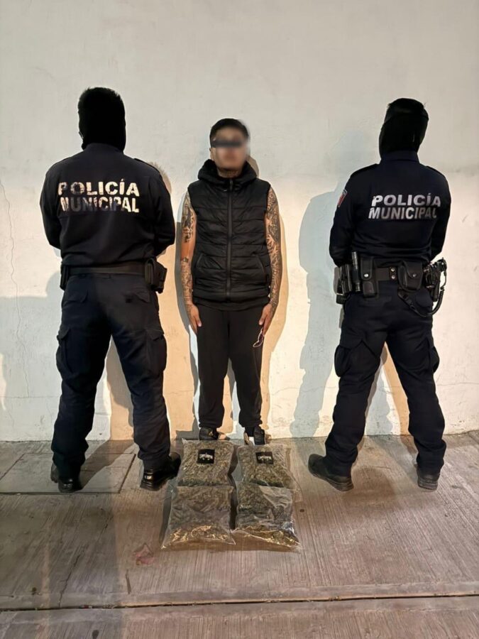 Detienen a hombre con droga en Mineral de la Reforma