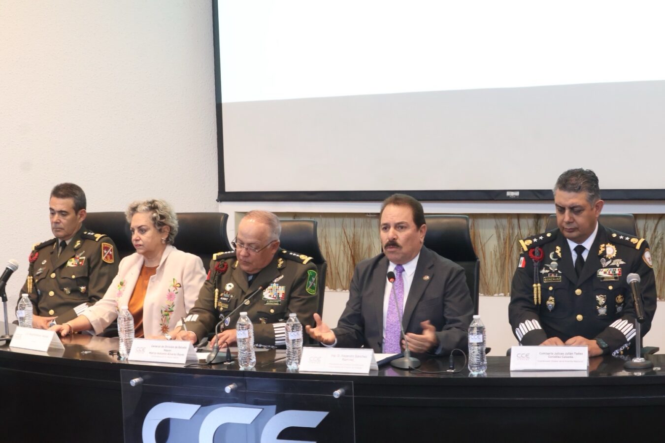 Exigen integrantes del CCEH mayor vigilancia en la autopista Arco Norte