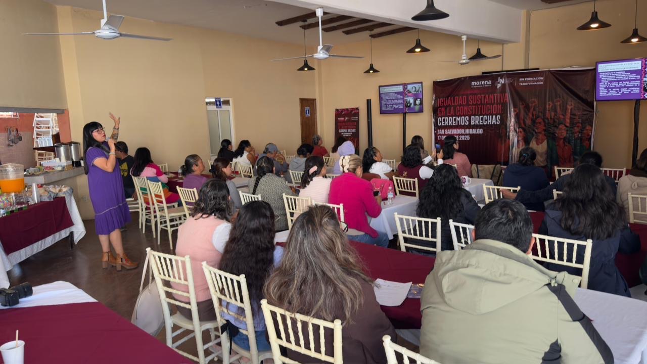 Realiza Morena Hidalgo capacitaciones a mujeres de San Salvador