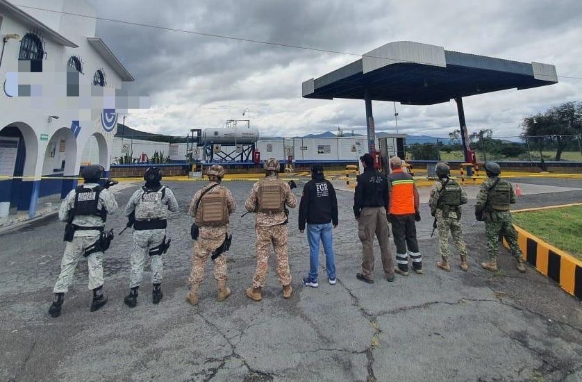 Asegura la FGR seis mil litros de Gas L.P en Hidalgo.