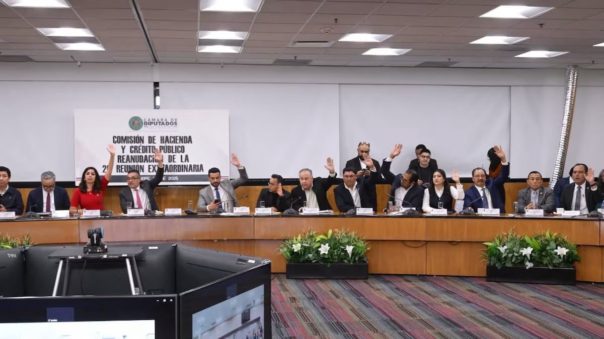 Avanzan dictamen para vigilar plataformas en tiempo real.