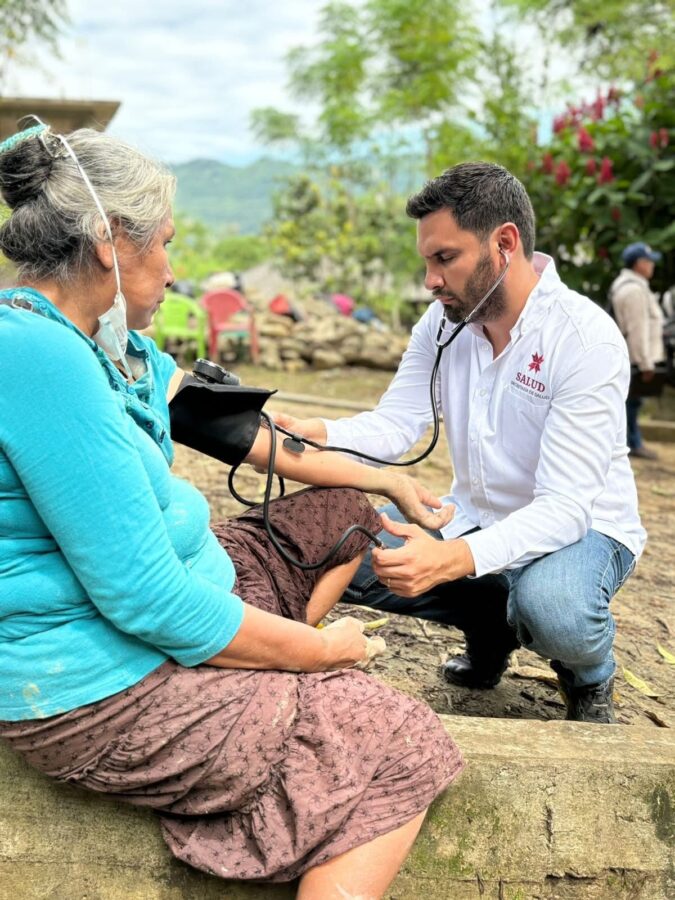 SSH despliega brigadas médicas en comunidades afectadas