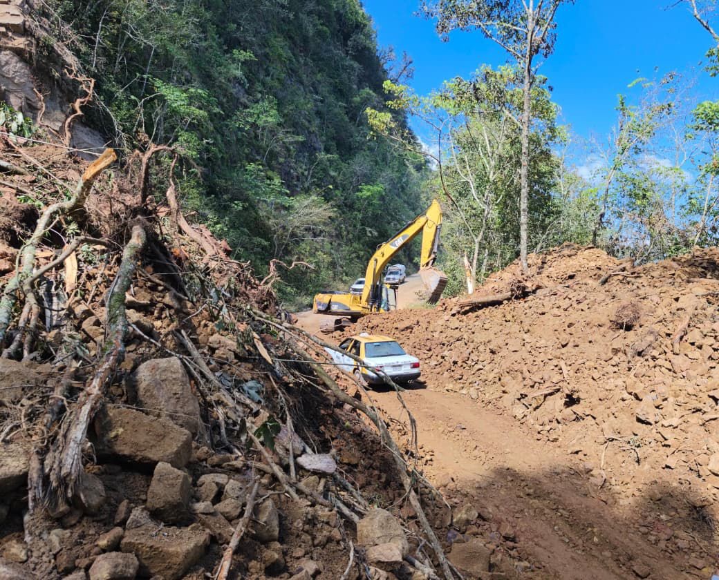 Restablecen paso en 608 comunidades afectadas en Hidalgo
