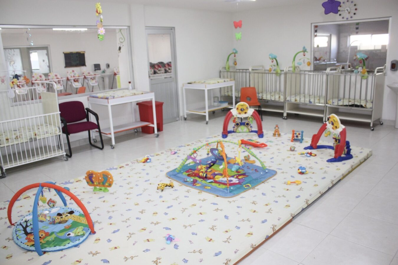 Sustituye IMSS guarderías por Centros de Educación y Cuidado Infantil