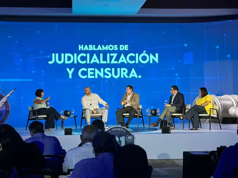 Grupo Salinas denuncia intentos de silenciar voces críticas en México