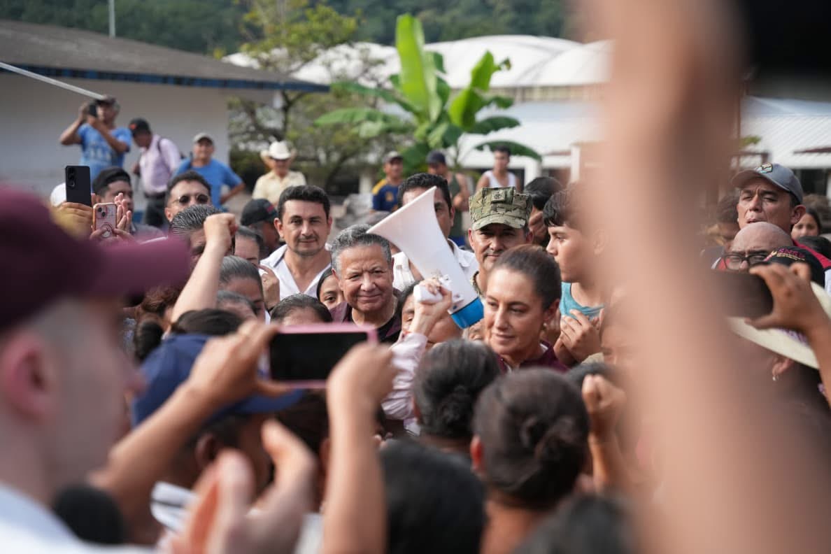 Recorre Sheinbaum zonas afectadas en Huehueta, Hidalgo.