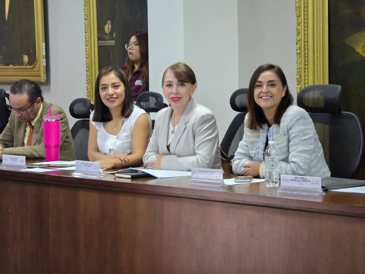 Impulsa oposición transparencia en recursos para auxilio y reconstrucción.