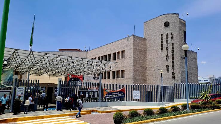 Trabajadores del Poder Judicial realizan paro nacional por despidos y falta de pagos