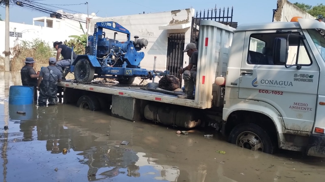 Desaloja Conagua más de 58 mil metros cúbicos de agua anegada en municipios afectado por lluvias