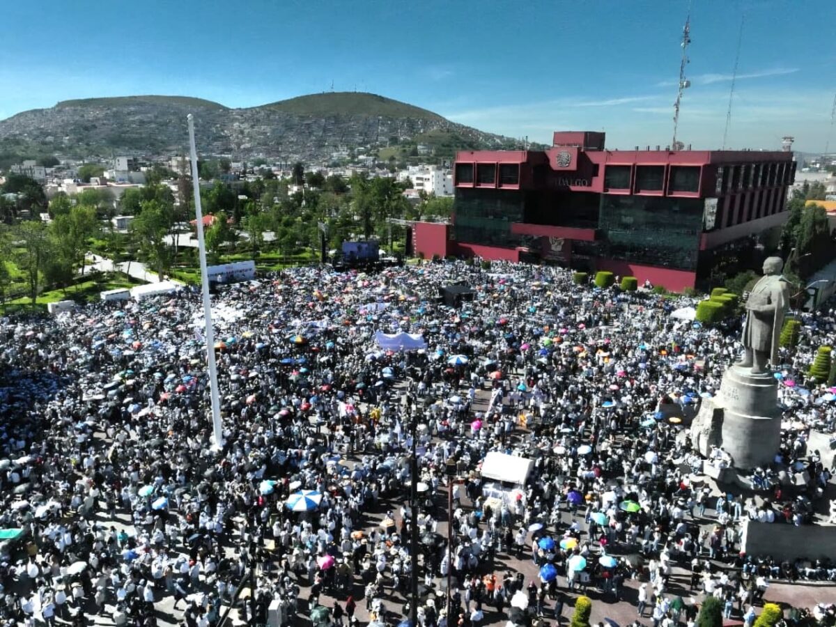 Comunidad garza celebra en unidad la Autonomía Universitaria 