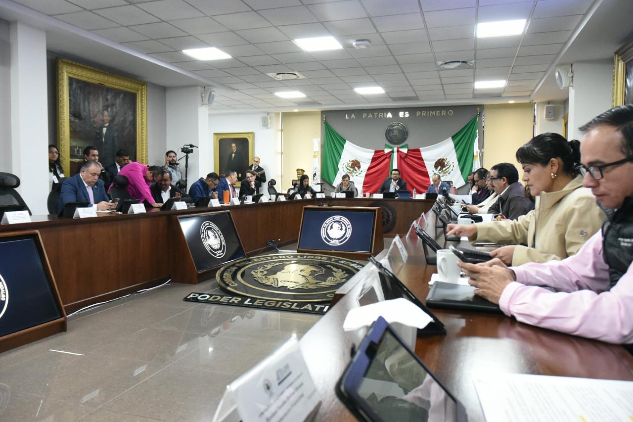 Congreso aprueba que San Salvador solicite préstamos por 20 millones de pesos.