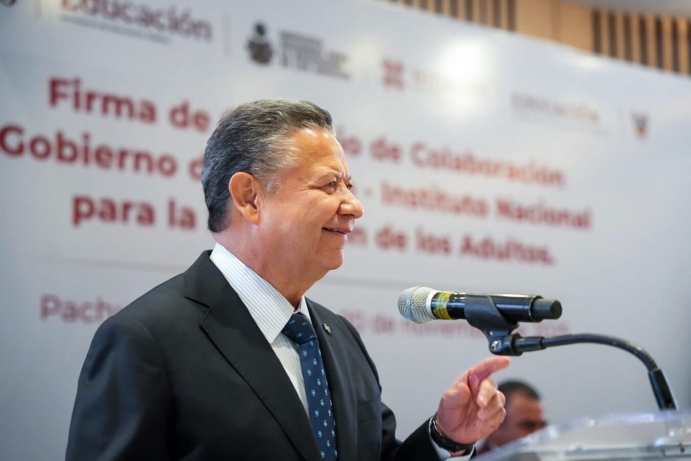 Costará hasta 8 mil mdp reconstruir municipios afectados por las lluvias: Menchaca