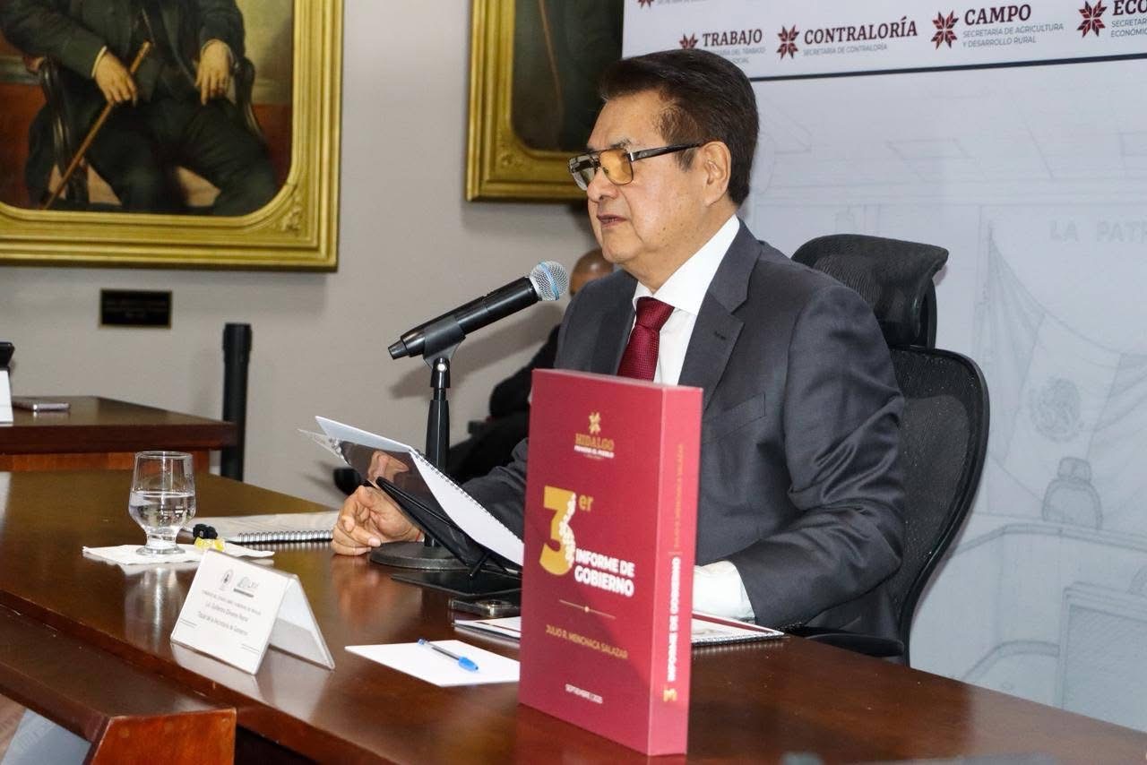 Olivares rinde comparecencia y admite crisis política en Pisaflores