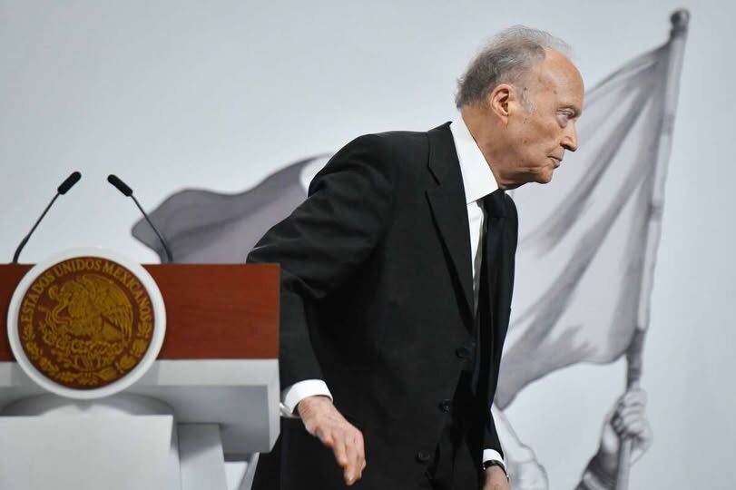 Oficial: Alejandro Gertz deja la Fiscalía General de la República.