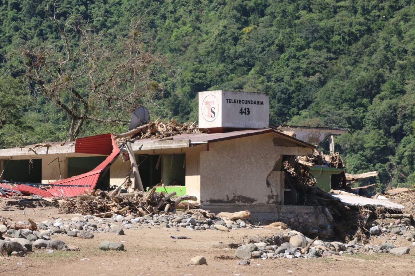 Reanuda SEPH clases presenciales en la mayoría de municipios