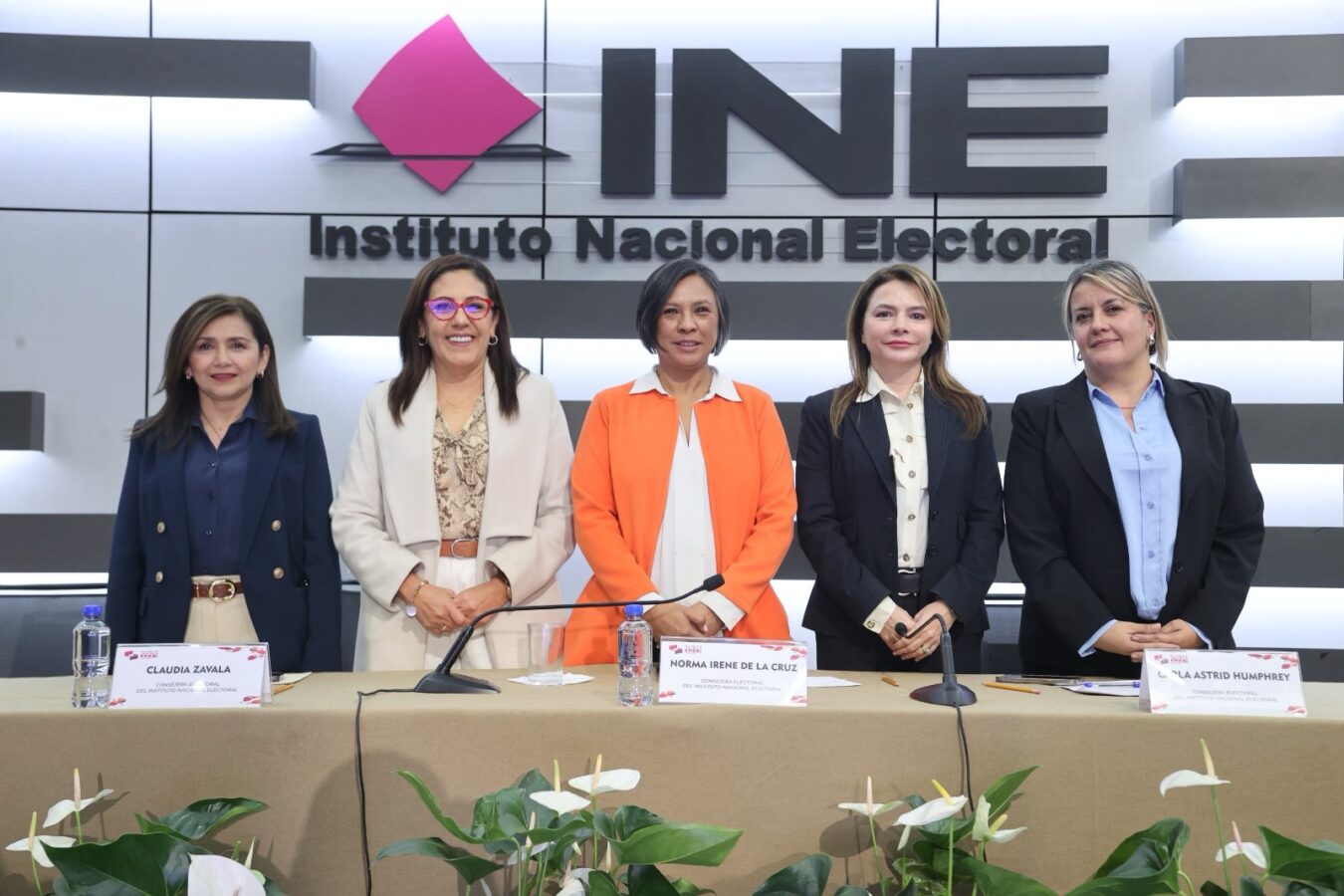 Realiza INE 4ª edición de la Feria del Libro: Género, Democracia y Territorio