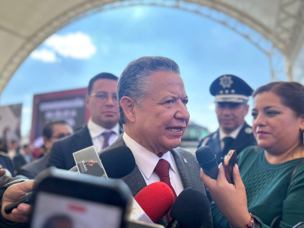 Menchaca pide revisar constitucionalidad de la gubernatura de cinco años