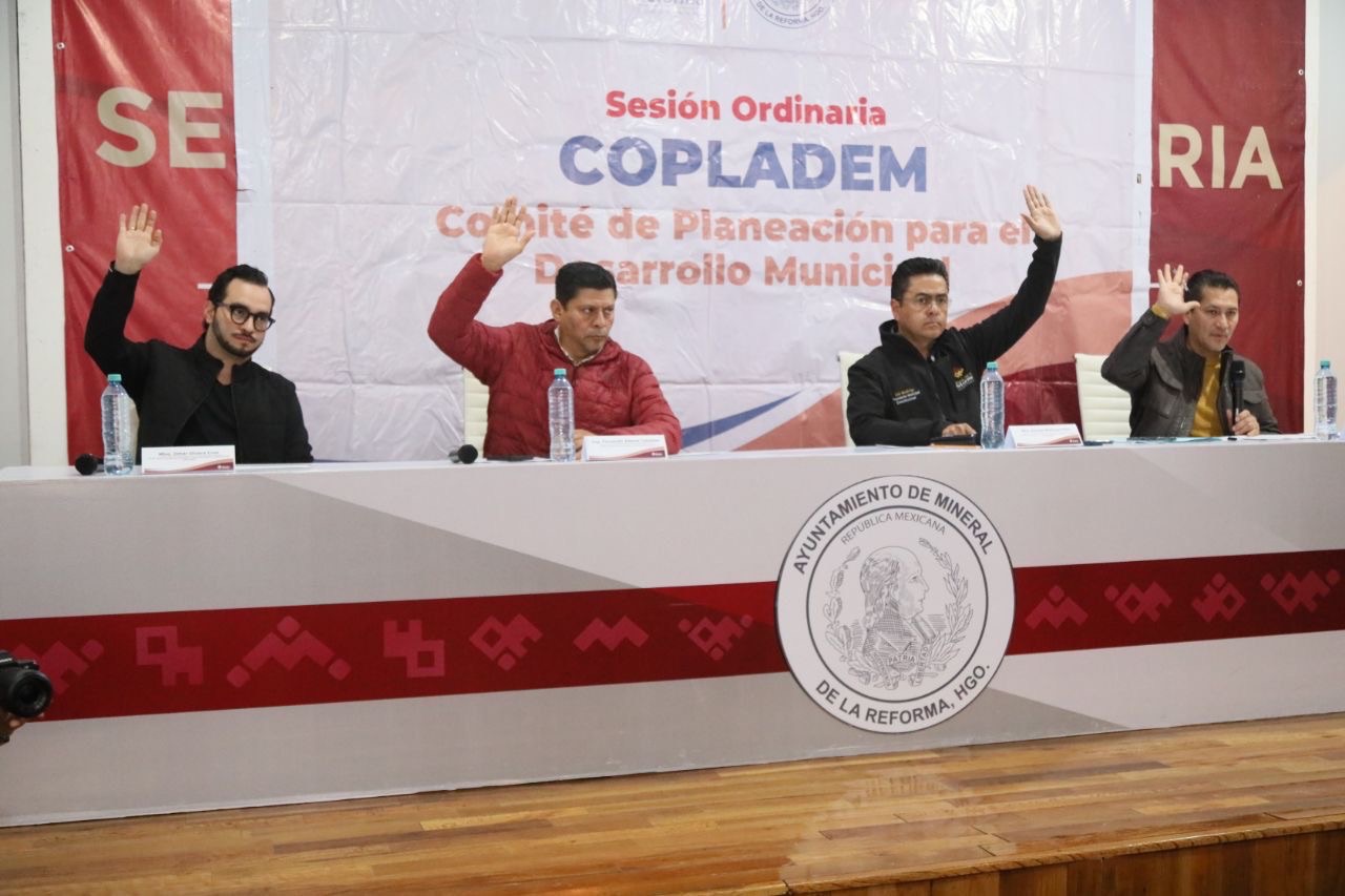 Destacan obras urgentes en Mineral de la Reforma para el 2026