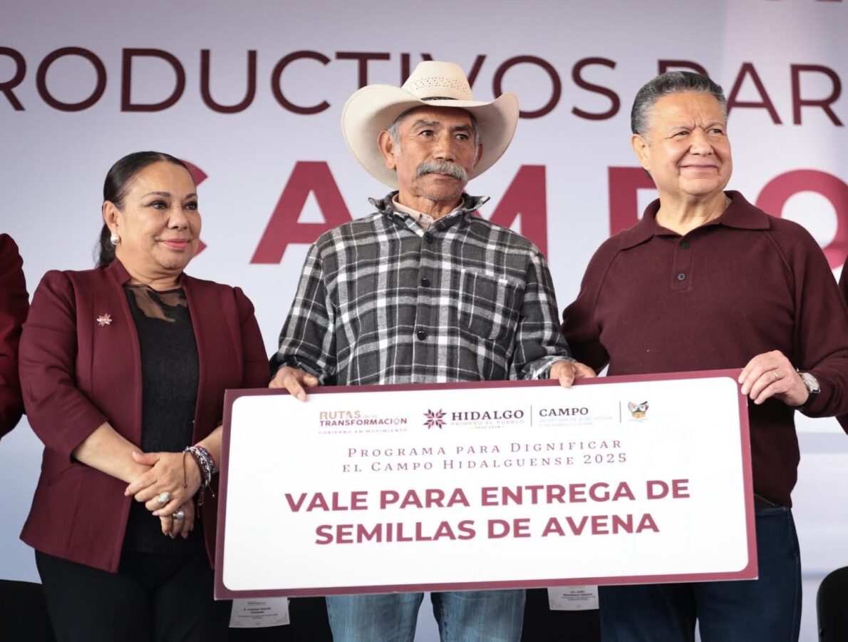 Julio Menchaca respalda a productoras y productores del Valle de Tulancingo