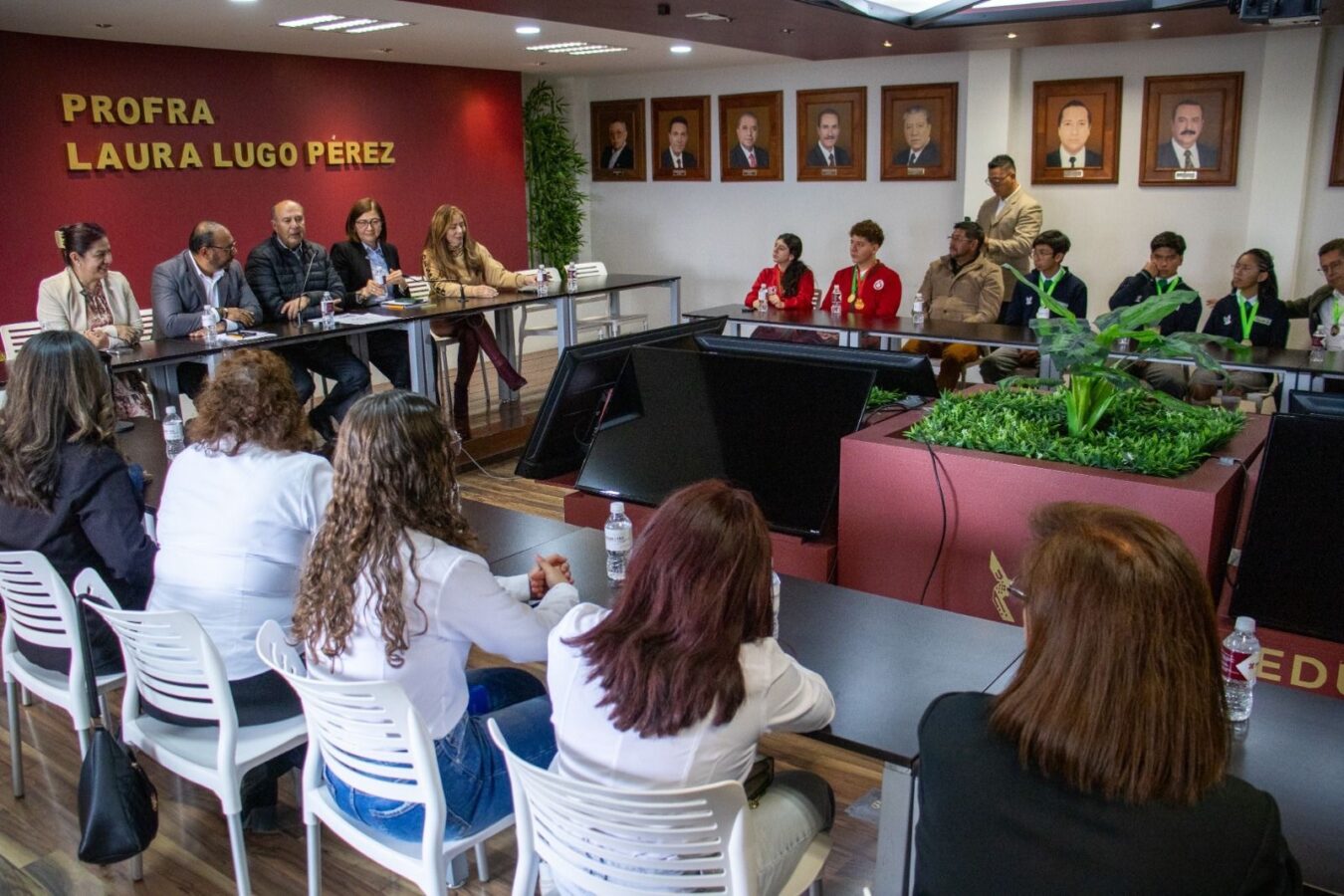 Estudiantes de Hidalgo obtienen pase a competencias científicas internacionales