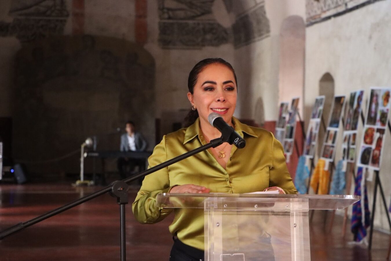 Recorre exposición fotográfica la riqueza gastronómica y cultural de México