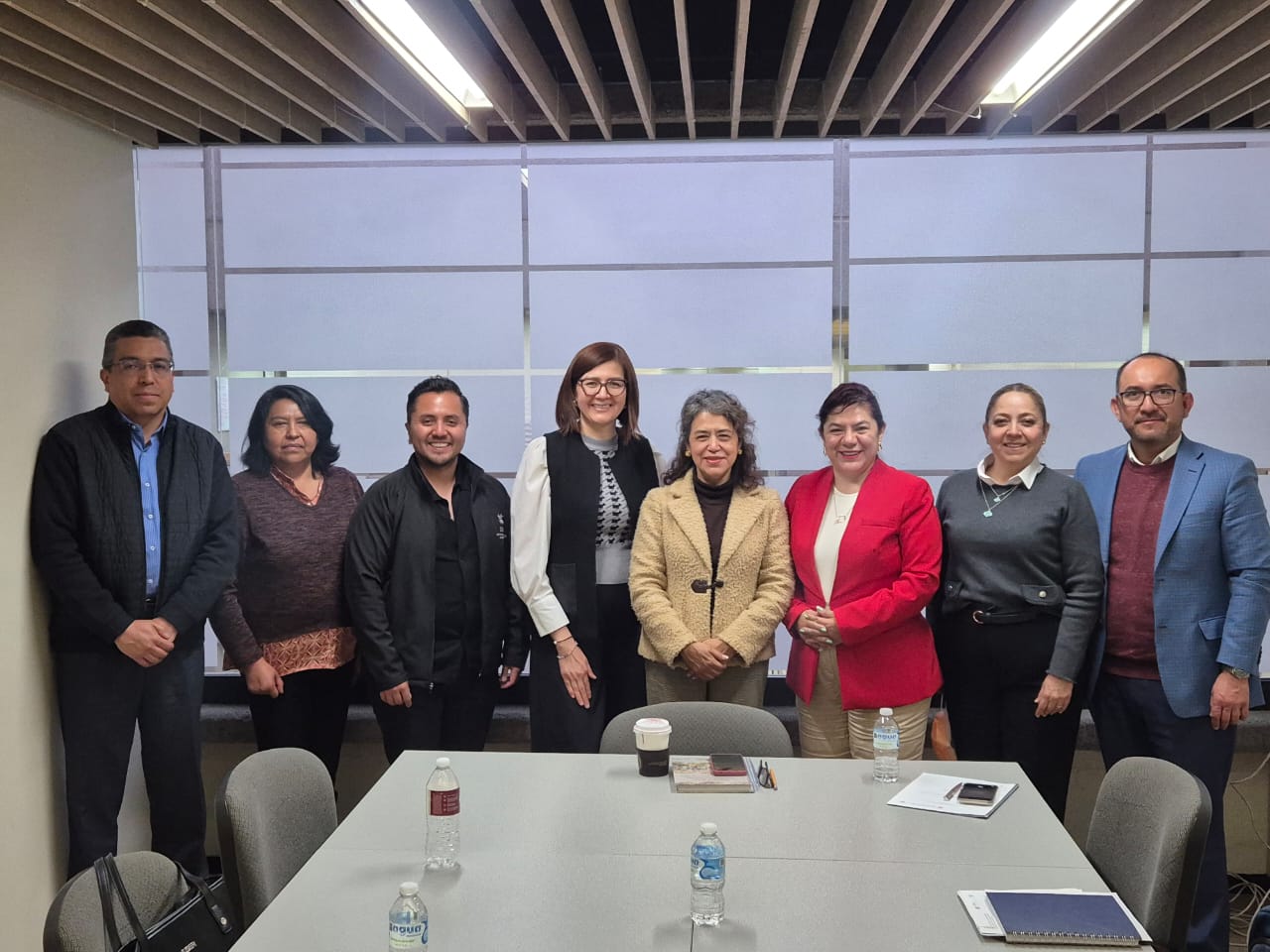 Busan autoridades educativas fortalecer la formación docente.