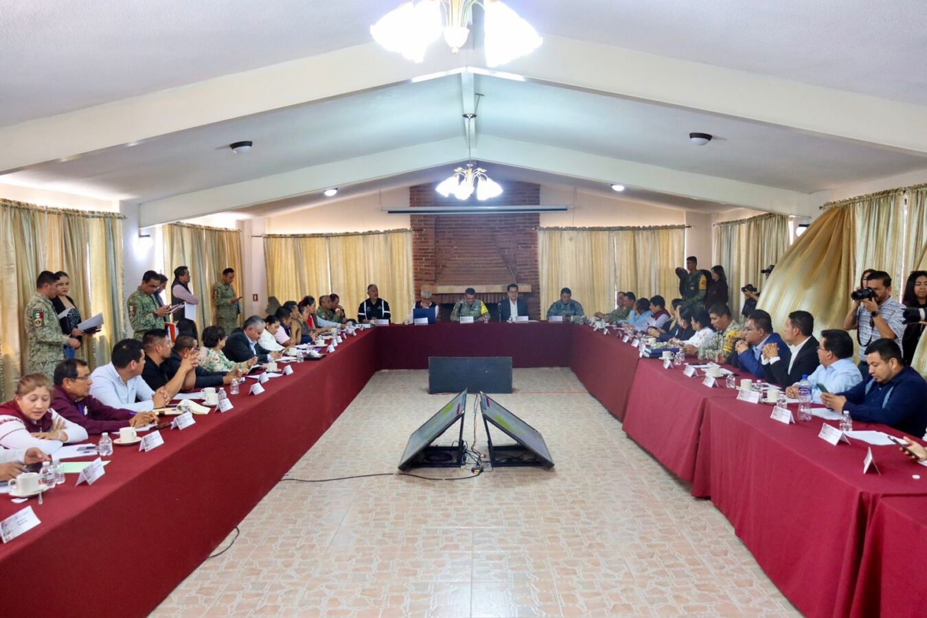 Autoridades municipales señalan inconsistencias en padrón de apoyos por lluvias