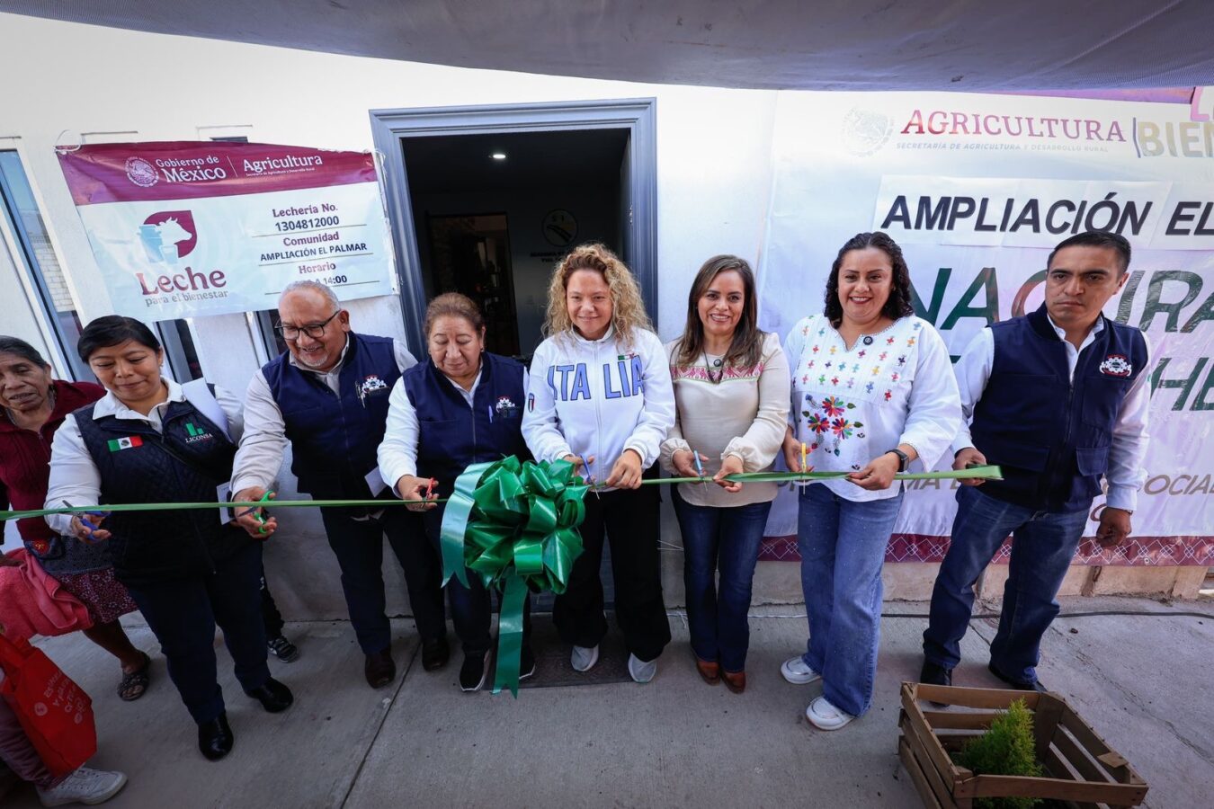 Gestión de Cuauhtémoc Ochoa concreta lechería del Bienestar en Pachuca