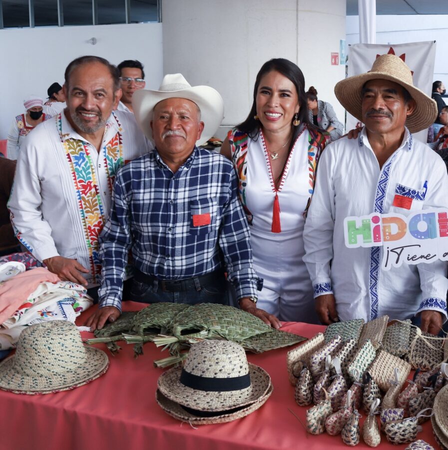 Clausuran “Feria Hidalgo Comunitario. Turismo con Identidad”, en el Senado.