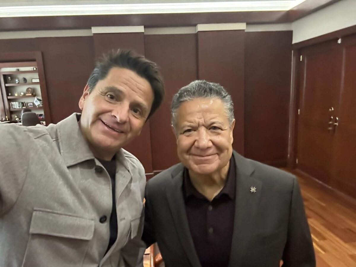 Presume Cuauhtémoc Ochoa encuentro con el gobernador Julio Menchaca.