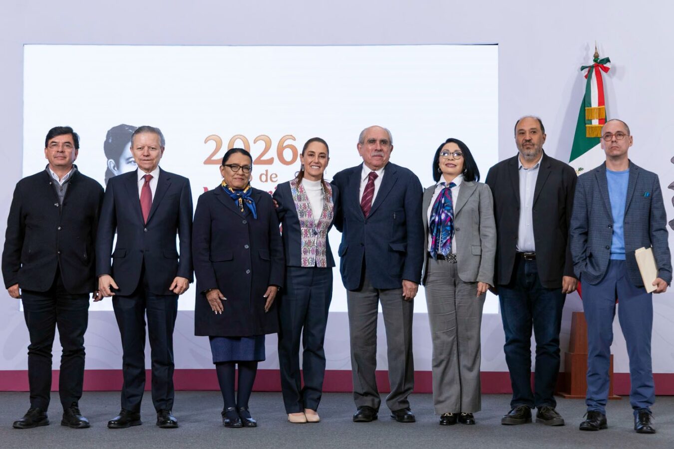 Menos gasto y más voto directo, ejes de la reforma electoral