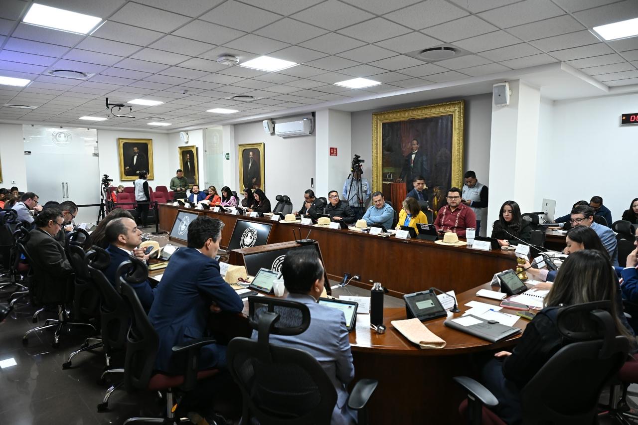 Aprueba congreso local reforma de 40 horas. 