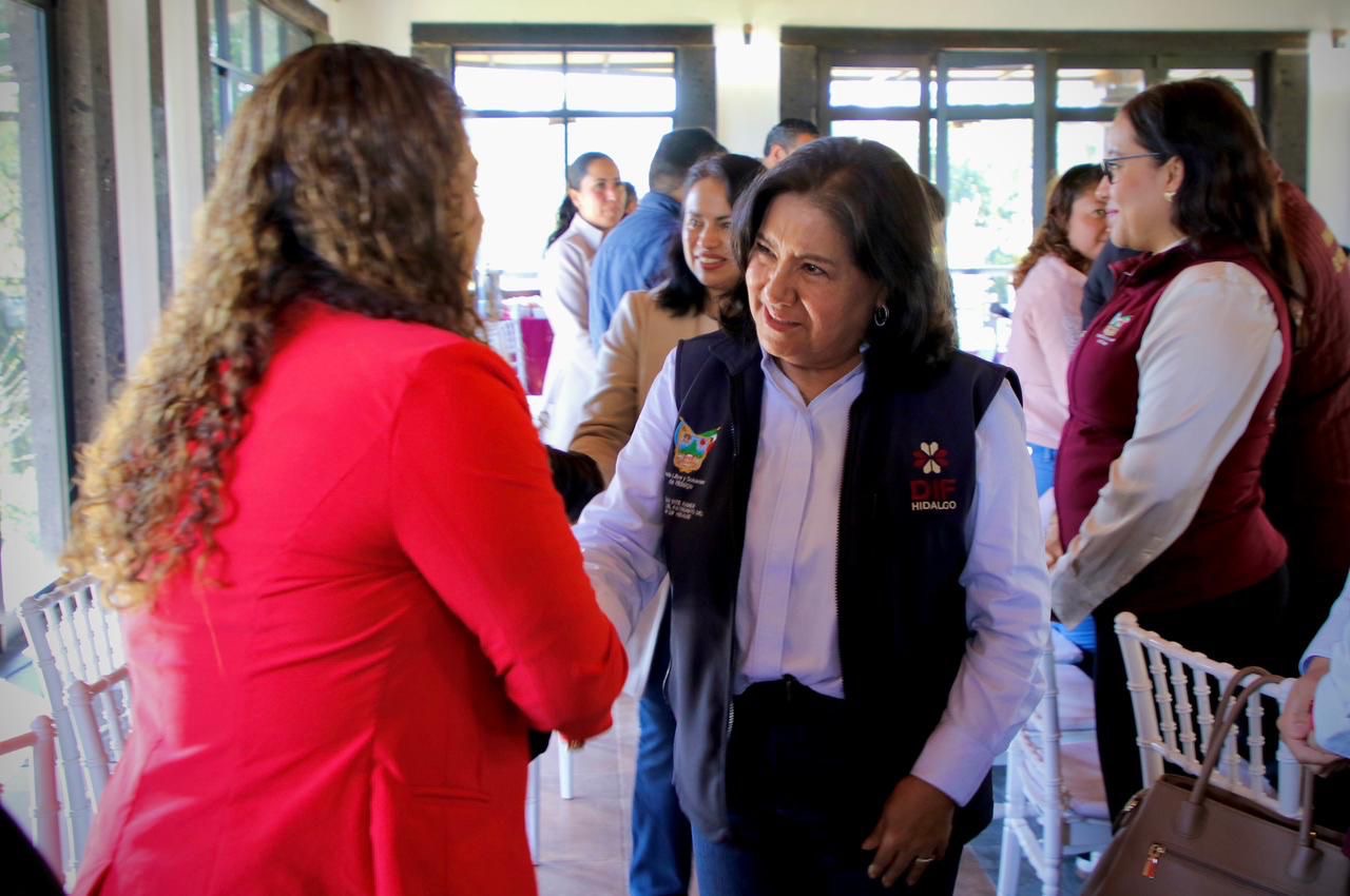 Llama Edda Vite a blindar derechos de la niñez en la Región Tulancingo